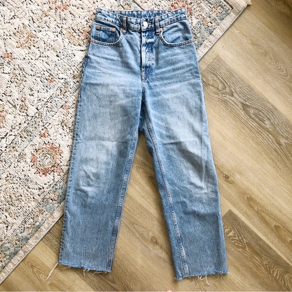 Zara Denim - Zara High Waisted Straight Leg Fray Hem Mom Jeans